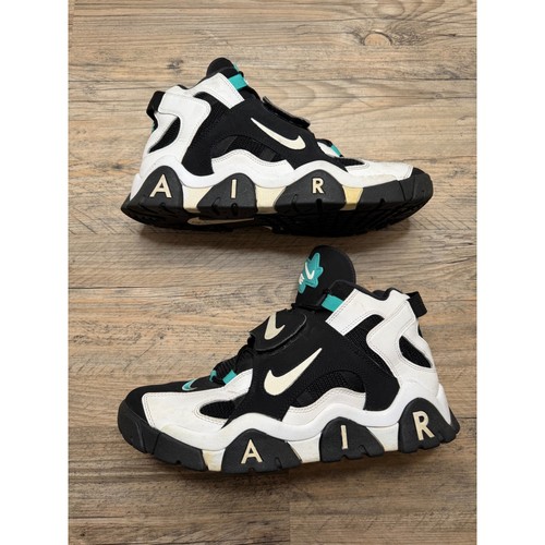 Nike air barrage mid - air,