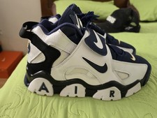 Nike Air Barrage Mid Sneakers
