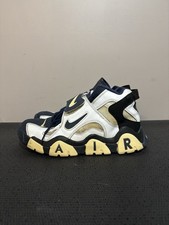 Nike Air Barrage Mid Sneakers